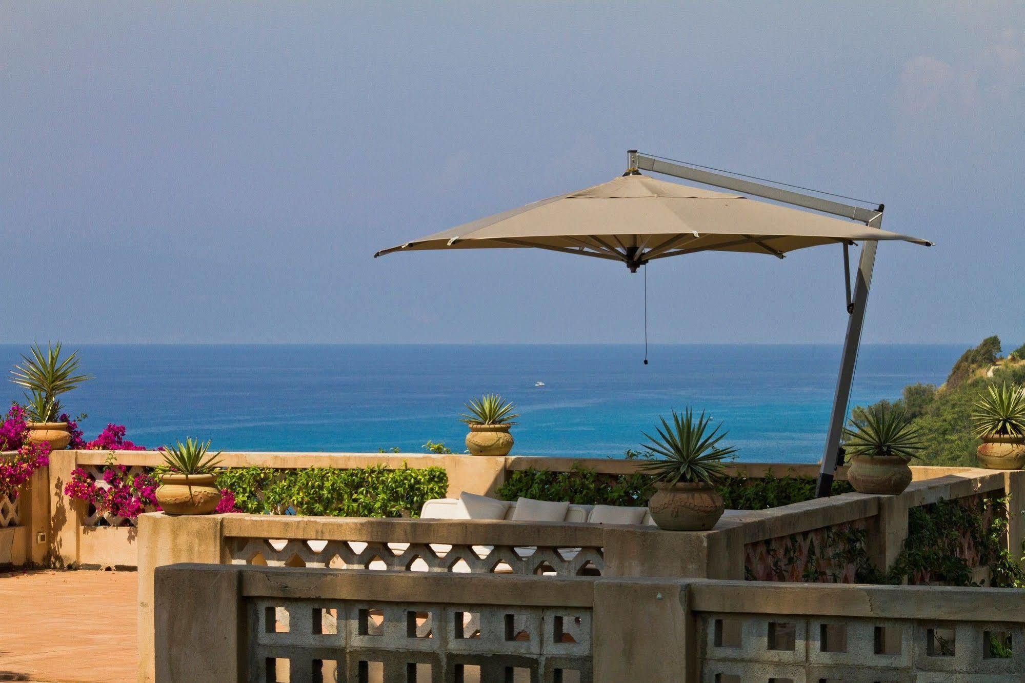 Paola Hotel 5*