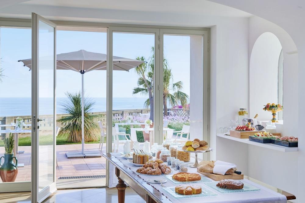 Paola Hotel Tropea